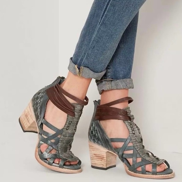 Freebird by Steven Shoes - Freebird Penny in Teal Size 8